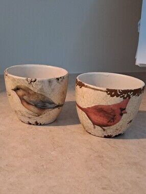 Set of 2 Decorative Bird Ceramic Cups - Cream with Red & Yellow Birds